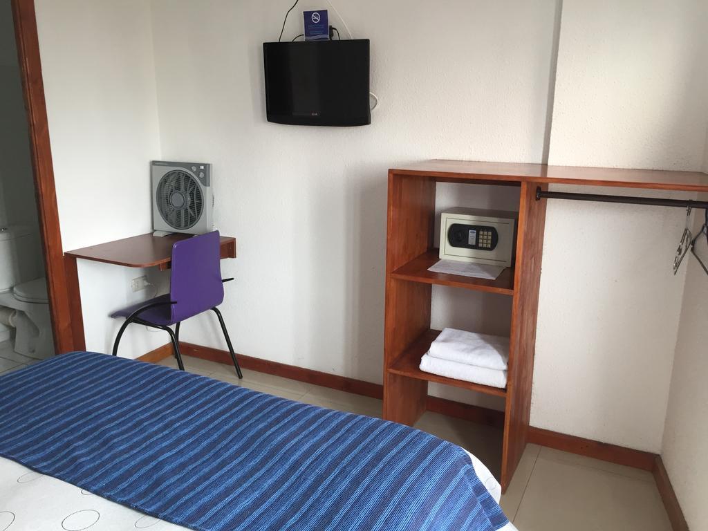 Hotel Esmeralda Iquique Pokoj fotografie